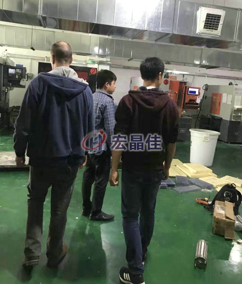 1574772305346850.jpg 2.jpg