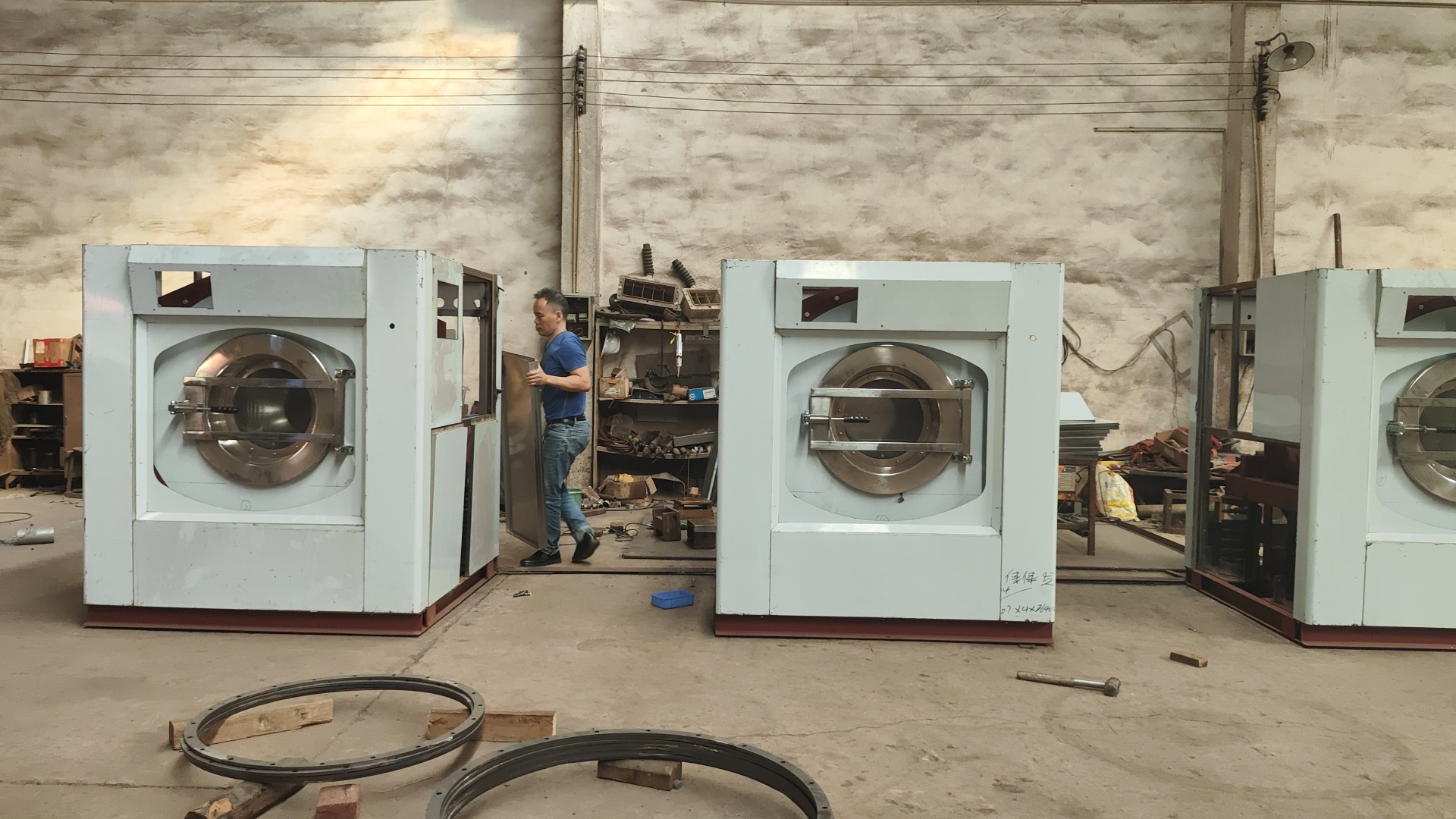 
食品加工廠如何保障工服潔凈達標？這些知名企業都選珠江洗滌工業環保洗衣機
